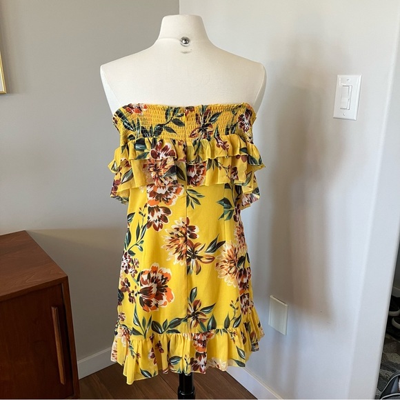 TULAROSA Yellow Floral Strapless Dress - Picture 6 of 9